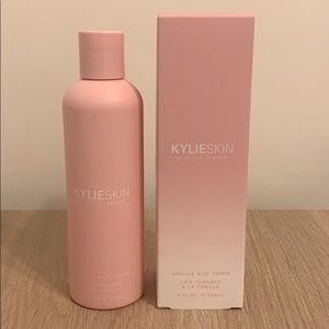 Kylie Skin Vanilla Milk Toner
